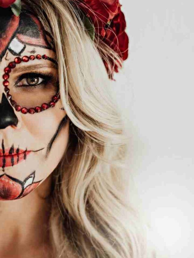 7 Spooky Halloween Makeup Ideas